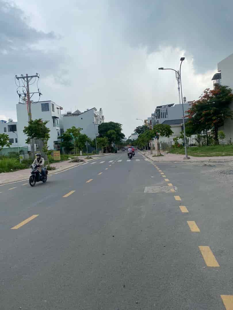 Bán đất đường Nguyễn Thị Hương huyện Nhà Bè