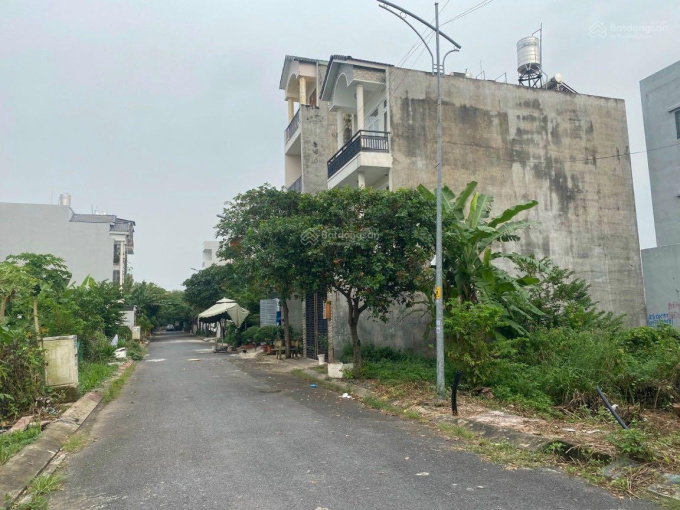 Bán đất đường Nguyễn Thị Hương cách 