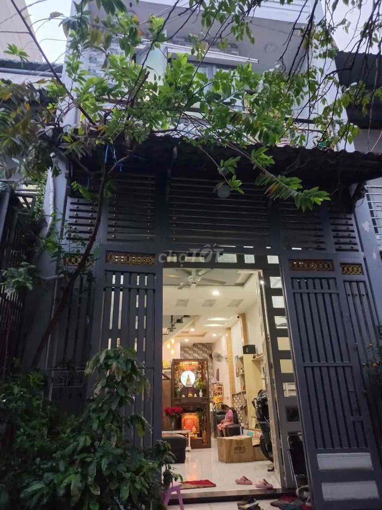 Bán nhà đường Đình Nghi Xuân quận Bình Tân