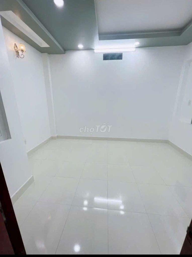 Bán nhà đường Hoa Bằng quận Tân Phú