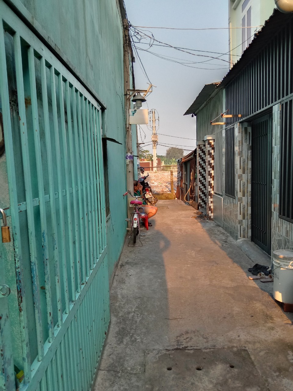 Bán nhà hẻm đường Thới Hòa huyện Bình Chánh cách Chợ Vĩnh Lộc A 2km