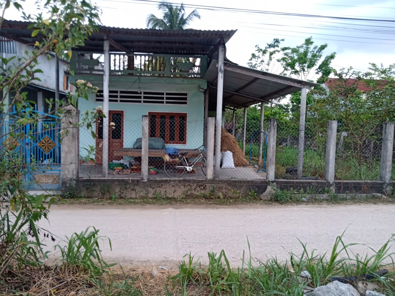Bán nhà thị trấn Văn Canh gần 